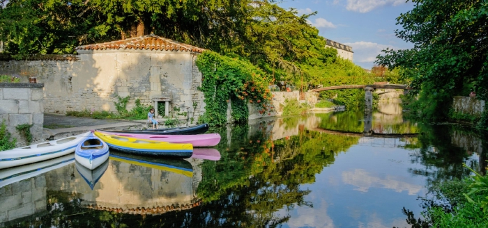 Un cours d'eau en Charente. Paisible et agréable