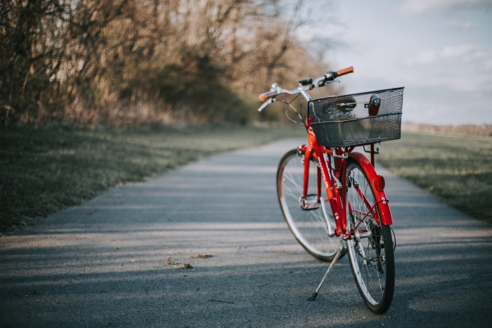 Un vélo sur les routes de Charente